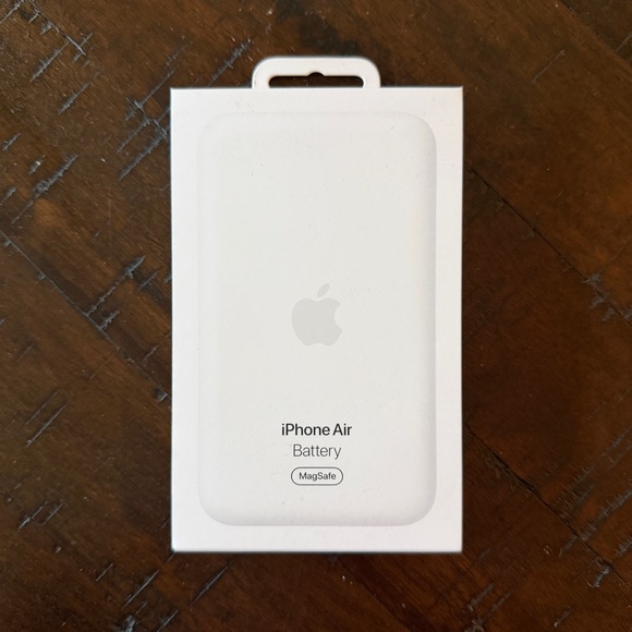 APPLE iPhone Air MagSafe Battery